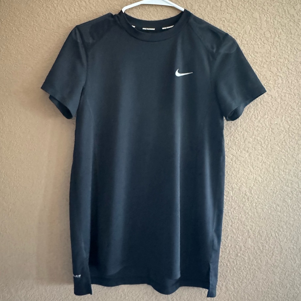 Women's Dri-FIT Short-Sleeve Crew-Neck Running Top